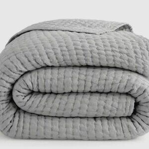 European Linen Cotton Stitch Quilt, King/Cal King